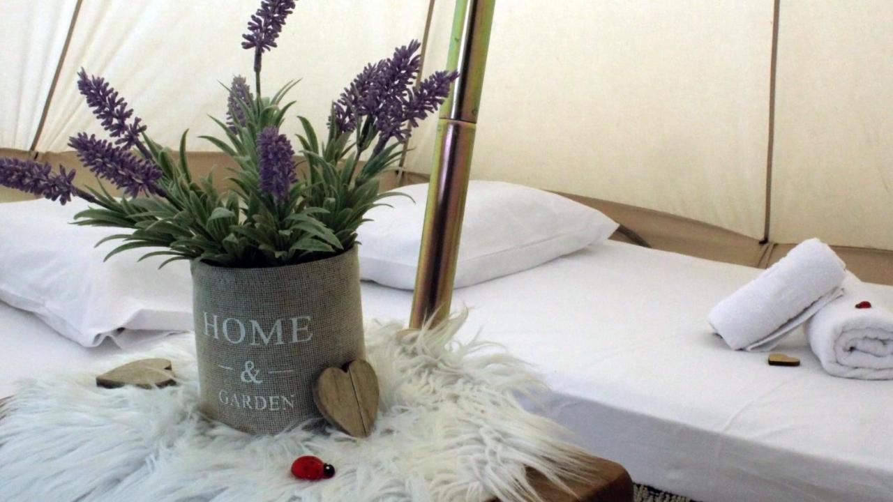 Queens Luxury Glamping Palaiokastro  外观 照片
