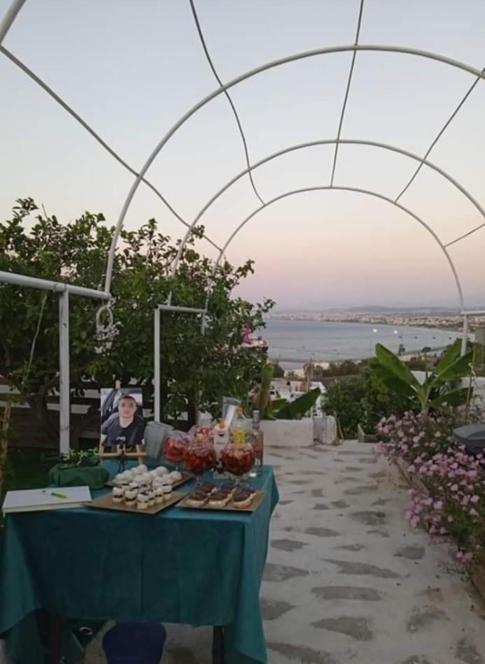 Queens Luxury Glamping Palaiokastro  外观 照片