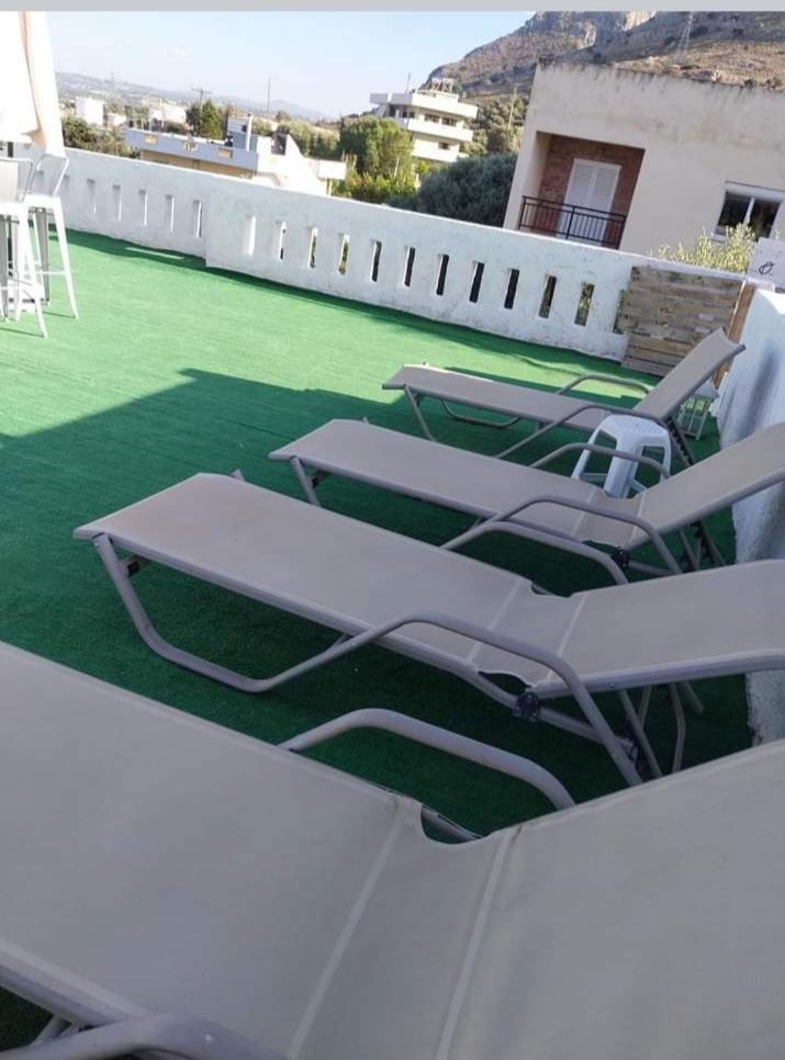 Queens Luxury Glamping Palaiokastro  外观 照片
